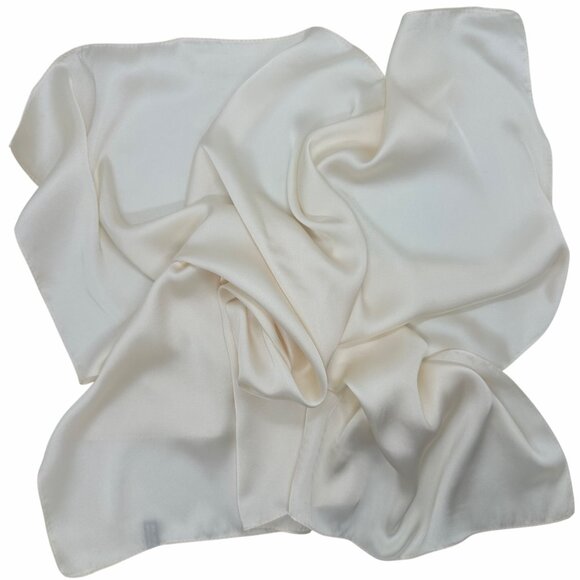 ✨Elegant Bandana Square Silky Scarf Beige Solid Soft Wrap Versatile Shawl Wrap✨ - Picture 3 of 4